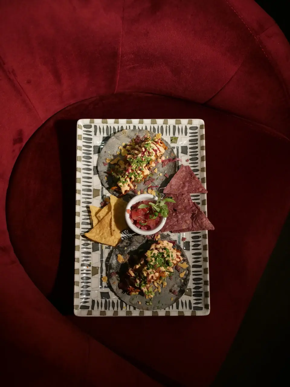 Tacos de cochinita pibil y de res